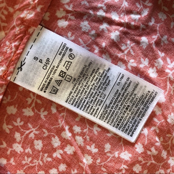Gap Twist Strap Cami Coral/White Size Small 
Braided Straps Floral Pattern EUC - Picture 8 of 8